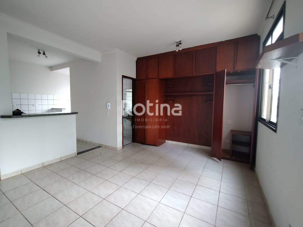 Apartamento para alugar, 1 quarto em Uberlândia no bairro Morada da Colina no valor de R$ 950,00 - Rotina Imobiliária: 