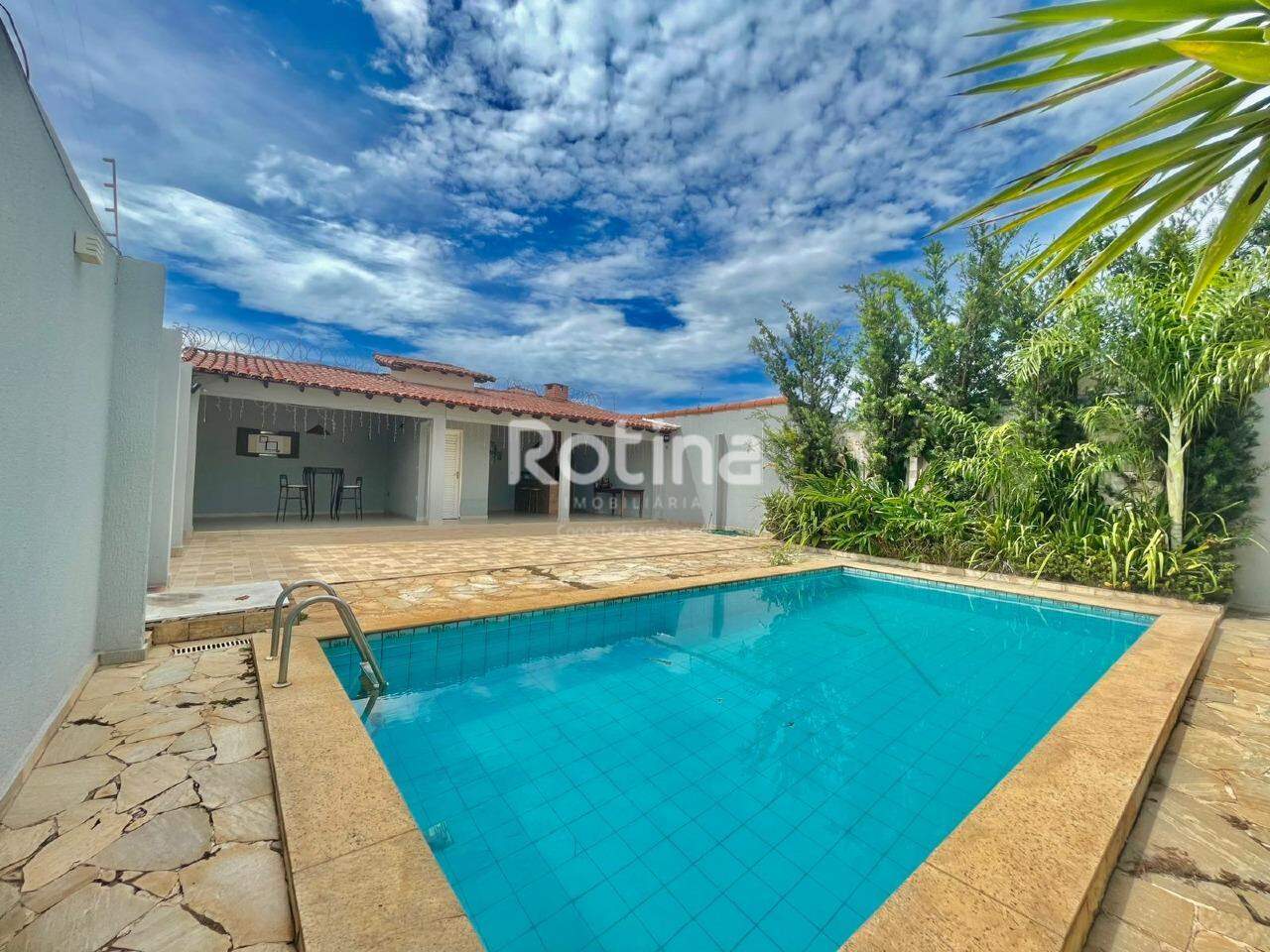 Casa à venda, 3 quartos em Uberlândia no bairro Presidente Roosevelt no valor de R$ 870.000,00 - Rotina Imobiliária: 