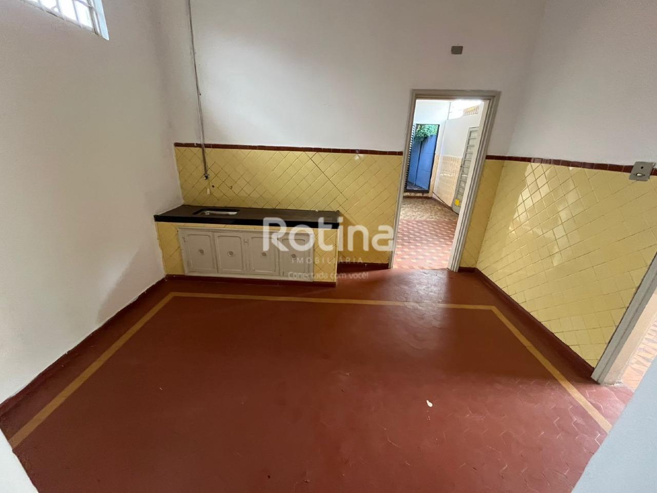 Comercial para alugar, em Uberlândia no bairro Centro no valor de R$ 4.500,00 - Rotina Imobiliária: 