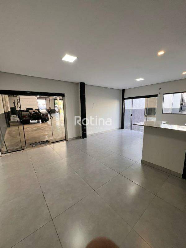 Galpão para alugar, em Uberlândia no bairro Bom Jesus no valor de R$ 25.000,00 - Rotina Imobiliária: 