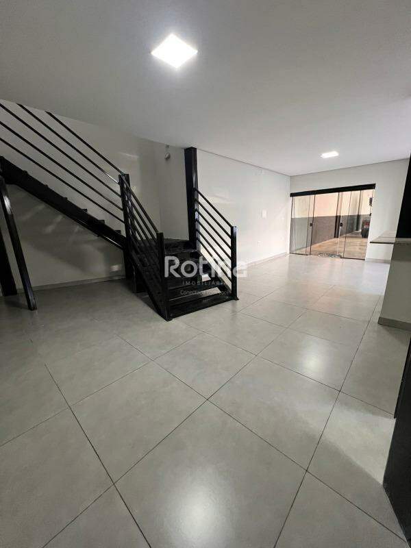 Galpão para alugar, em Uberlândia no bairro Bom Jesus no valor de R$ 25.000,00 - Rotina Imobiliária: 