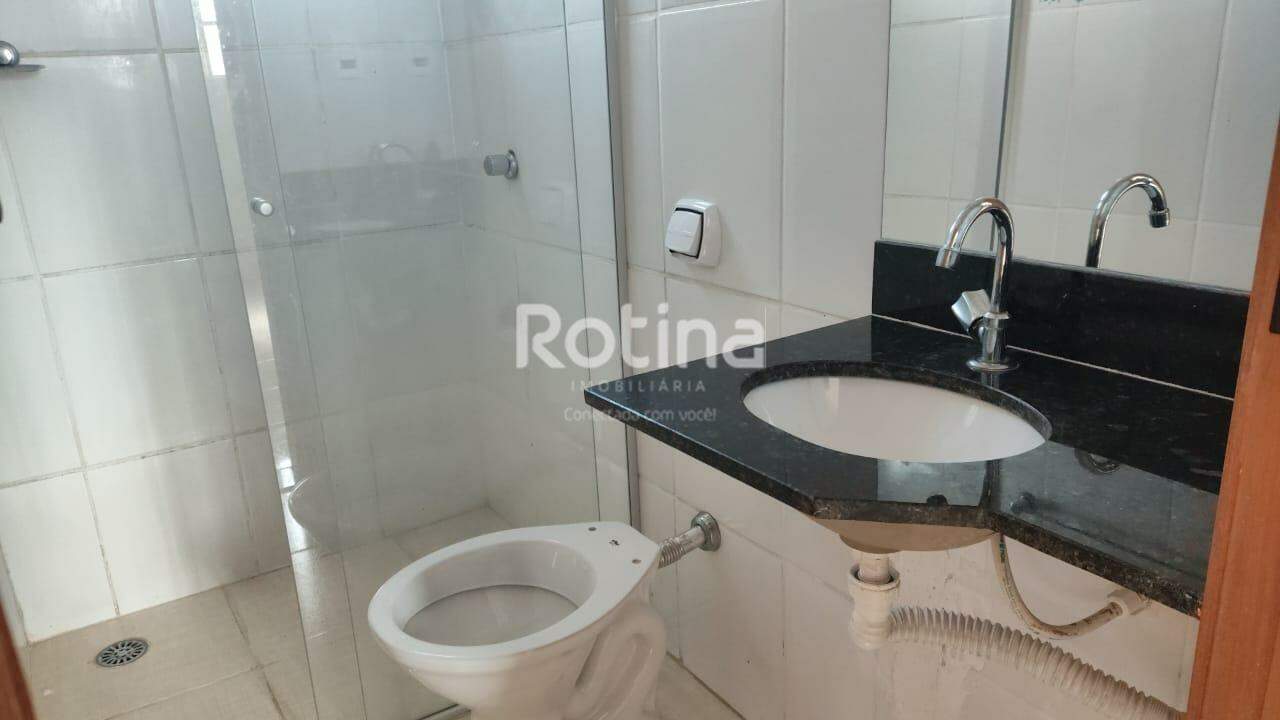 Apartamento para alugar, 3 quartos em Uberlândia no bairro Nova Uberlândia no valor de R$ 1.500,00 - Rotina Imobiliária: 