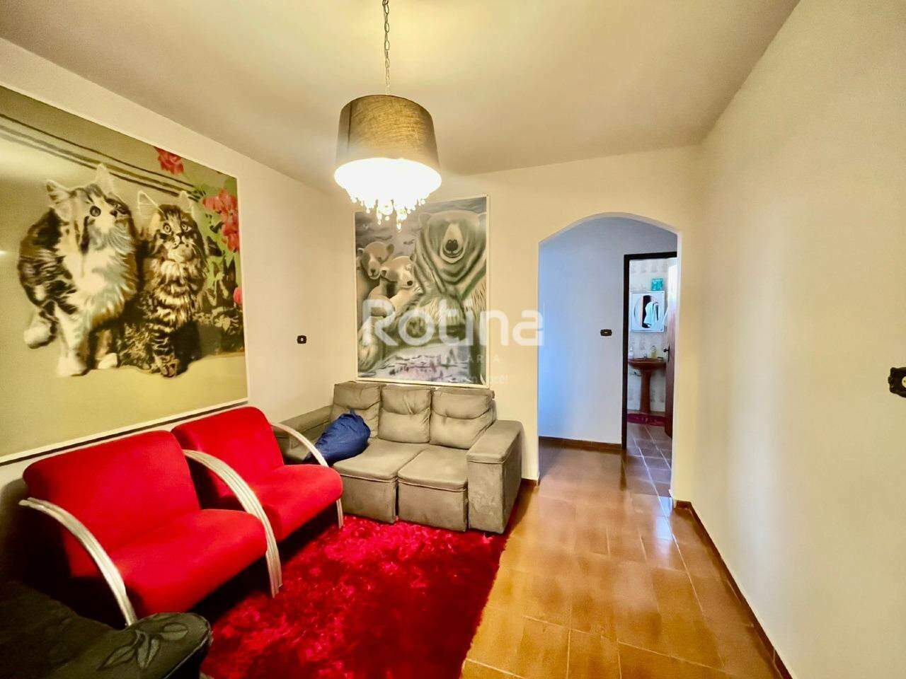 Casa à venda, 6 quartos em Uberlândia no bairro Custódio Pereira no valor de R$ 650.000,00 - Rotina Imobiliária: 