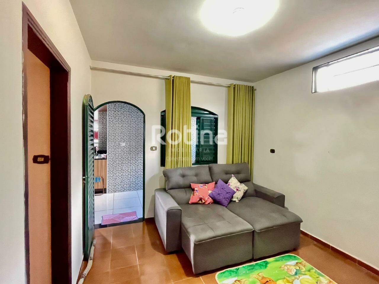 Casa à venda, 6 quartos em Uberlândia no bairro Custódio Pereira no valor de R$ 650.000,00 - Rotina Imobiliária: 