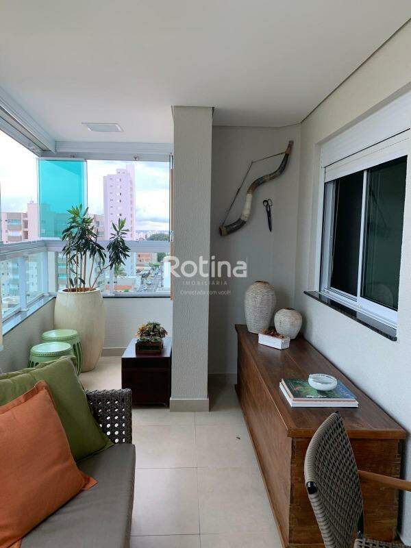 Apartamento à venda, 3 quartos em Uberlândia no bairro Nossa Senhora Aparecida no valor de R$ 1.050.000,00 - Rotina Imobiliária: 