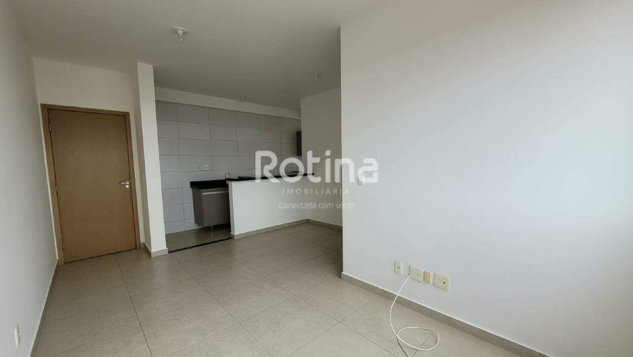 Apartamento à venda, 2 quartos em Uberlândia no bairro Aclimação no valor de R$ 310.000,00 - Rotina Imobiliária: 
