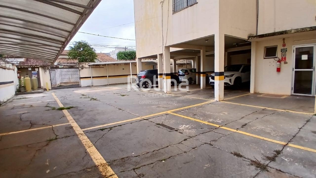Apartamento para alugar, 3 quartos em Uberlândia no bairro Patrimônio no valor de R$ 2.250,00 - Rotina Imobiliária: 