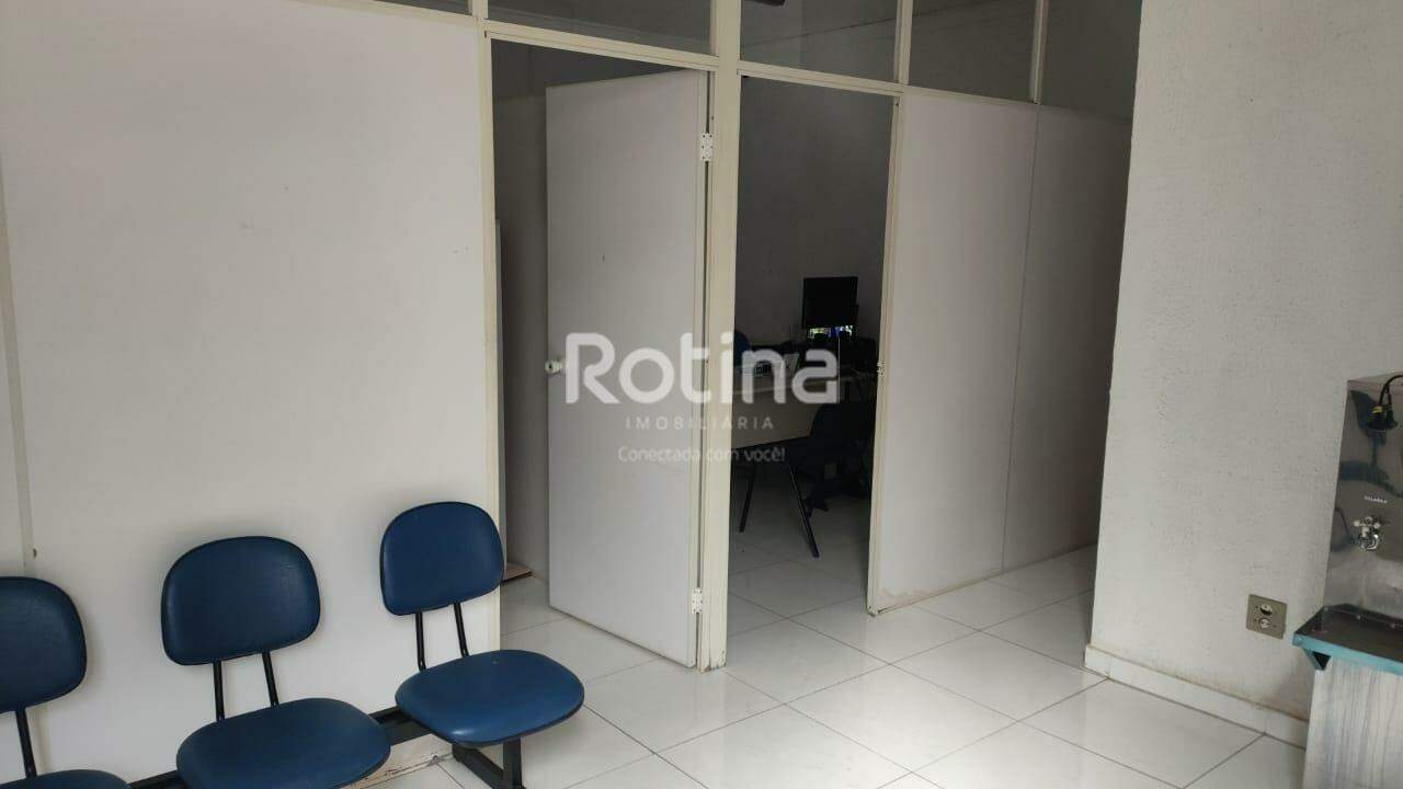 Comercial para alugar, em Uberlândia no bairro Dona Zulmira no valor de R$ 6.000,00 - Rotina Imobiliária: 