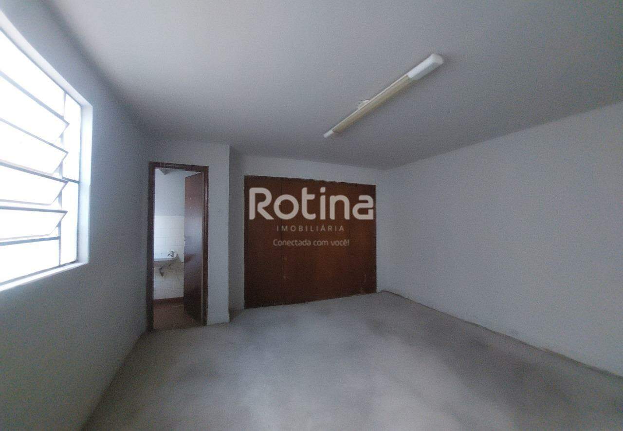 Comercial para alugar, em Uberlândia no bairro Centro no valor de R$ 5.000,00 - Rotina Imobiliária: 