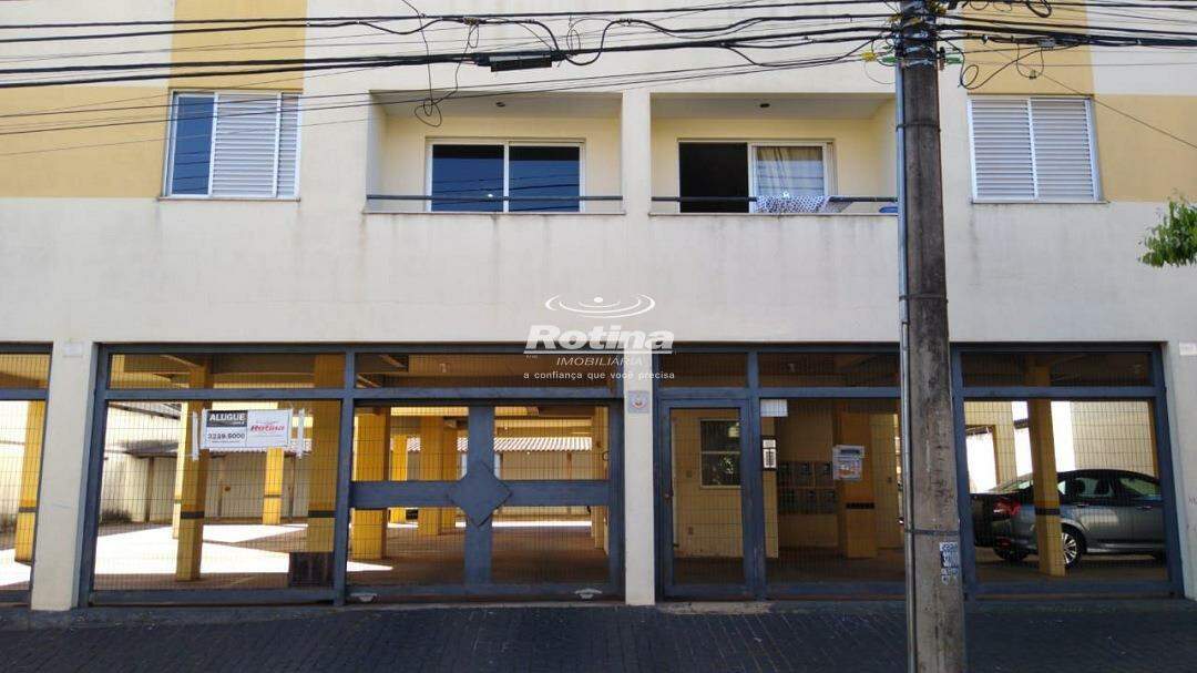 Apartamento para alugar, 3 quartos em Uberlândia no bairro Martins no valor de R$ 1.350,00 - Rotina Imobiliária: 