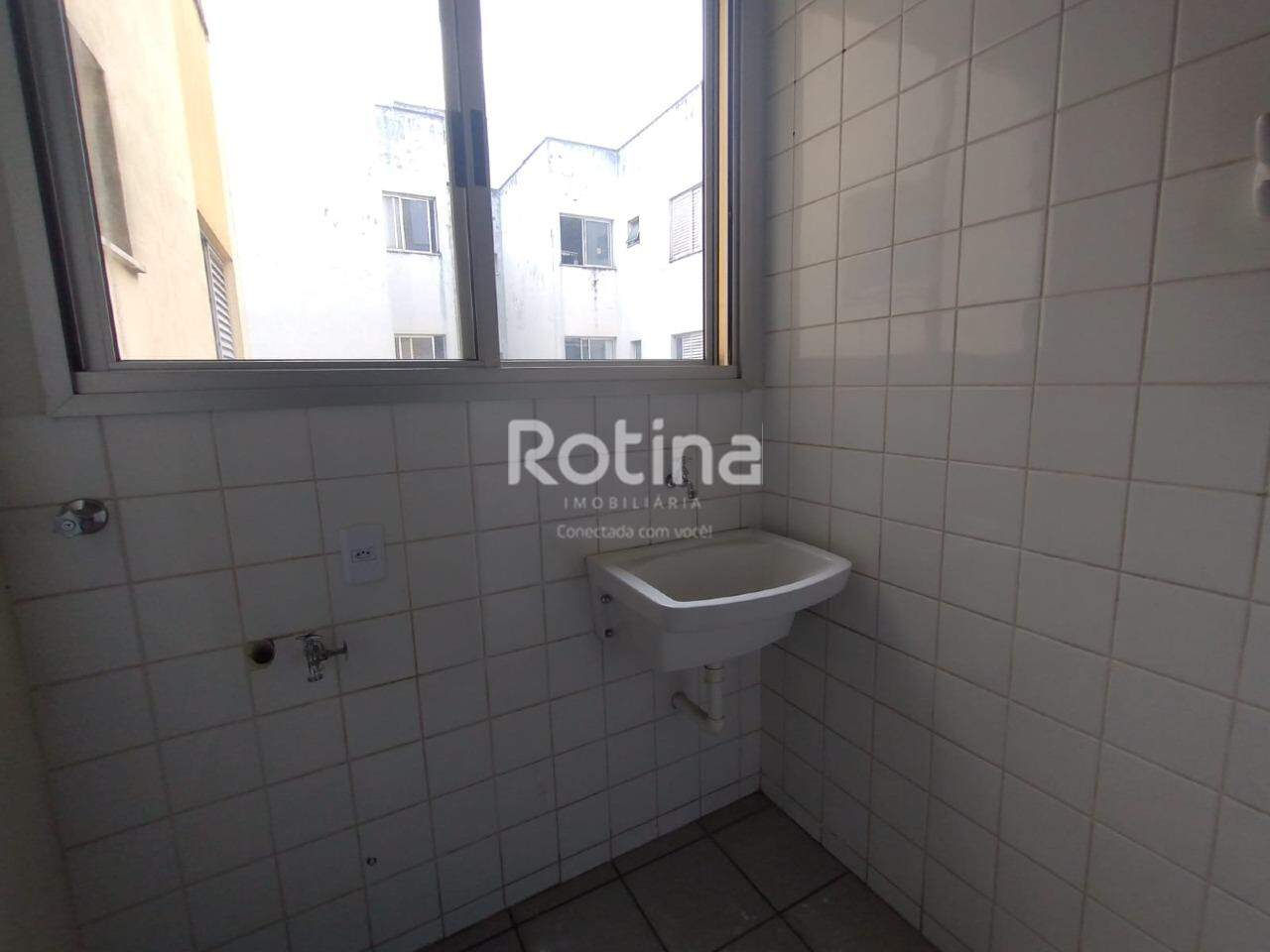 Apartamento para alugar, 3 quartos em Uberlândia no bairro Martins no valor de R$ 1.350,00 - Rotina Imobiliária: 