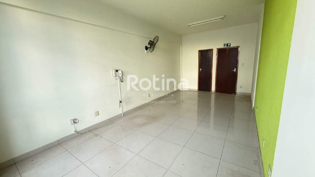 Sala à venda, em Uberlândia no bairro Centro no valor de R$ 79.000,00 - Rotina Imobiliária: 