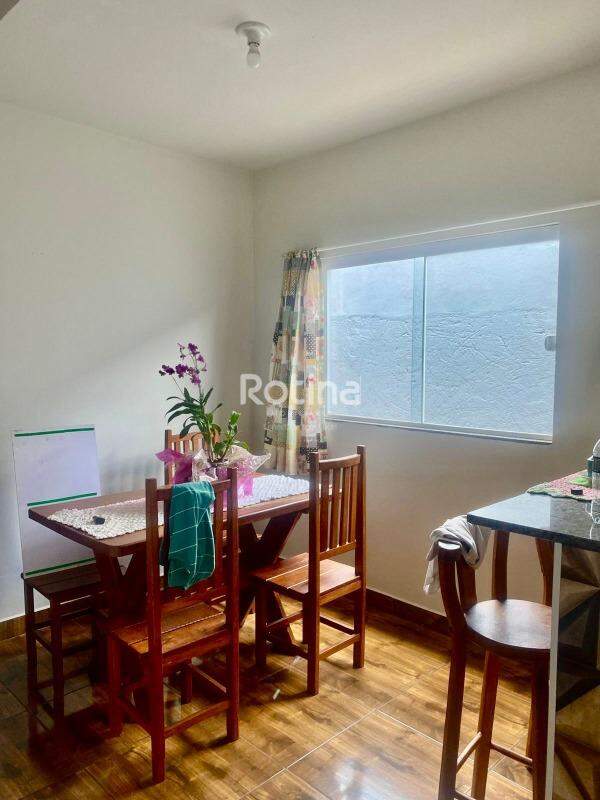 Casa à venda, 3 quartos em Uberlândia no bairro Minas Gerais no valor de R$ 450.000,00 - Rotina Imobiliária: 