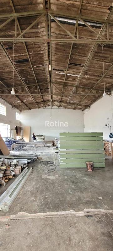 Galpão à venda, em Uberlândia no bairro Pampulha no valor de R$ 550.000,00 - Rotina Imobiliária: 
