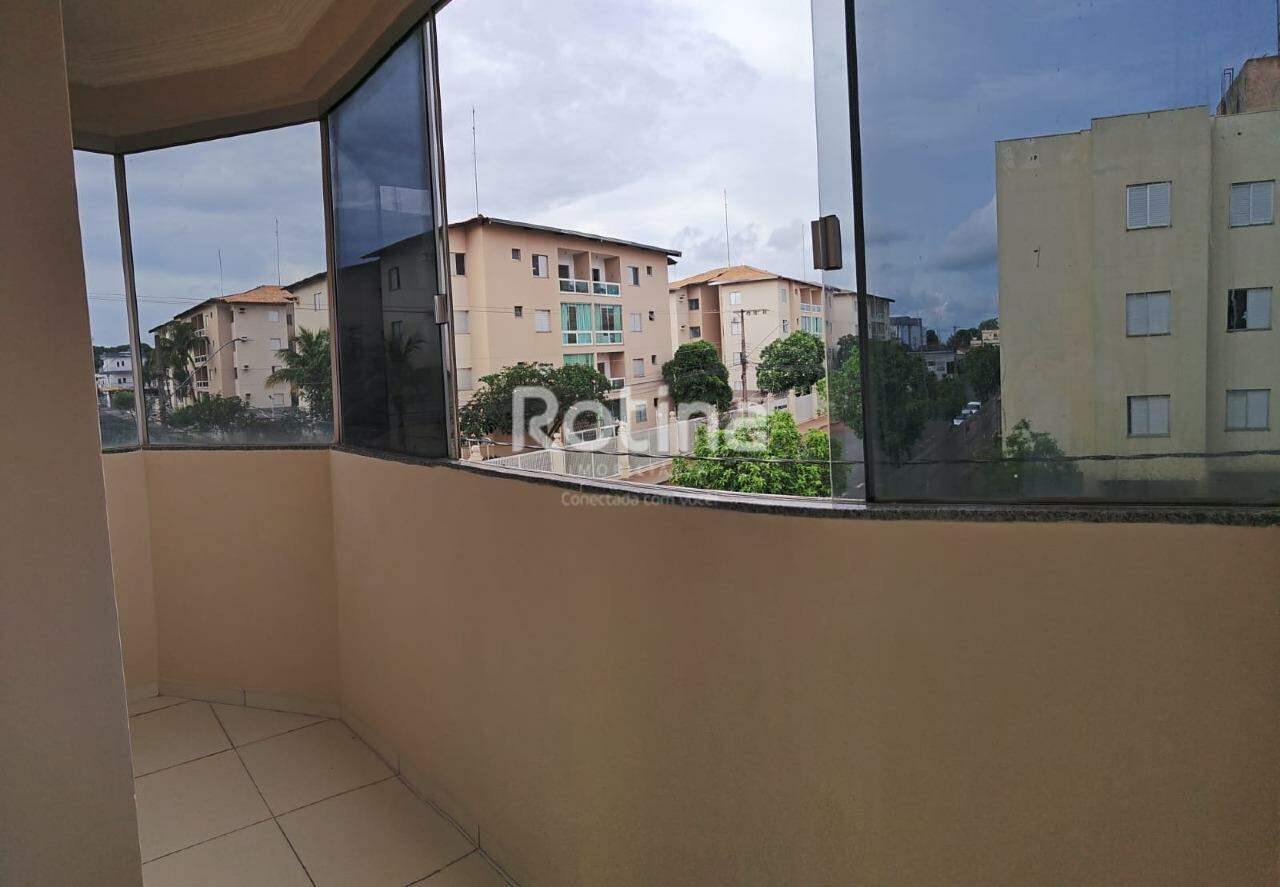 Apartamento à venda, 3 quartos em Uberlândia no bairro Umuarama no valor de R$ 550.000,00 - Rotina Imobiliária: 