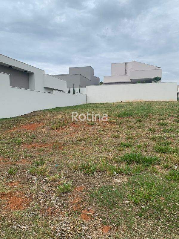 Terreno Condomínio Fechado à venda, em Uberlândia no bairro Granja Marileusa no valor de R$ 700.000,00 - Rotina Imobiliária: 