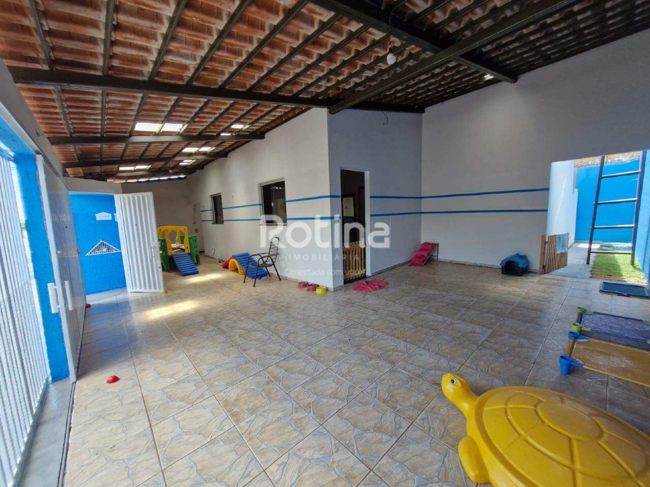 Casa à venda, 2 quartos em Uberlândia no bairro Jardim Holanda no valor de R$ 300.000,00 - Rotina Imobiliária: 