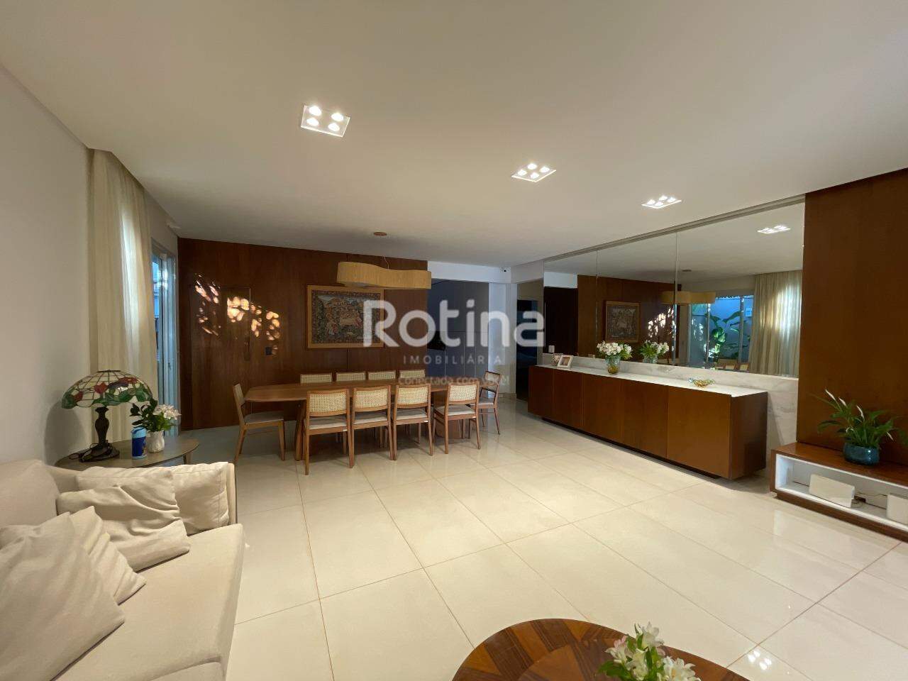 Casa Condomínio Fechado à venda, em Uberlândia no bairro Jardim Karaíba no valor de R$ 3.950.000,00 - Rotina Imobiliária: 