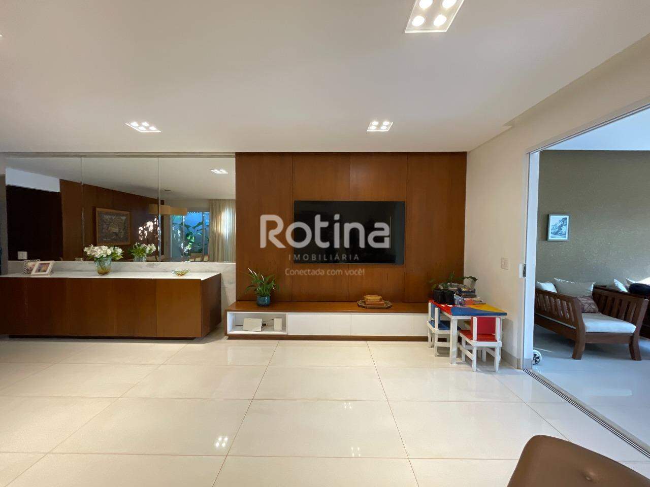 Casa Condomínio Fechado à venda, em Uberlândia no bairro Jardim Karaíba no valor de R$ 3.950.000,00 - Rotina Imobiliária: 