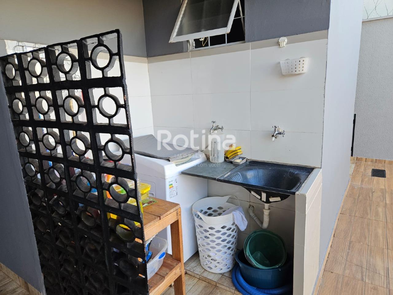 Casa para alugar, 3 quartos em Uberlândia no bairro Jardim Patrícia no valor de R$ 4.400,00 - Rotina Imobiliária: 