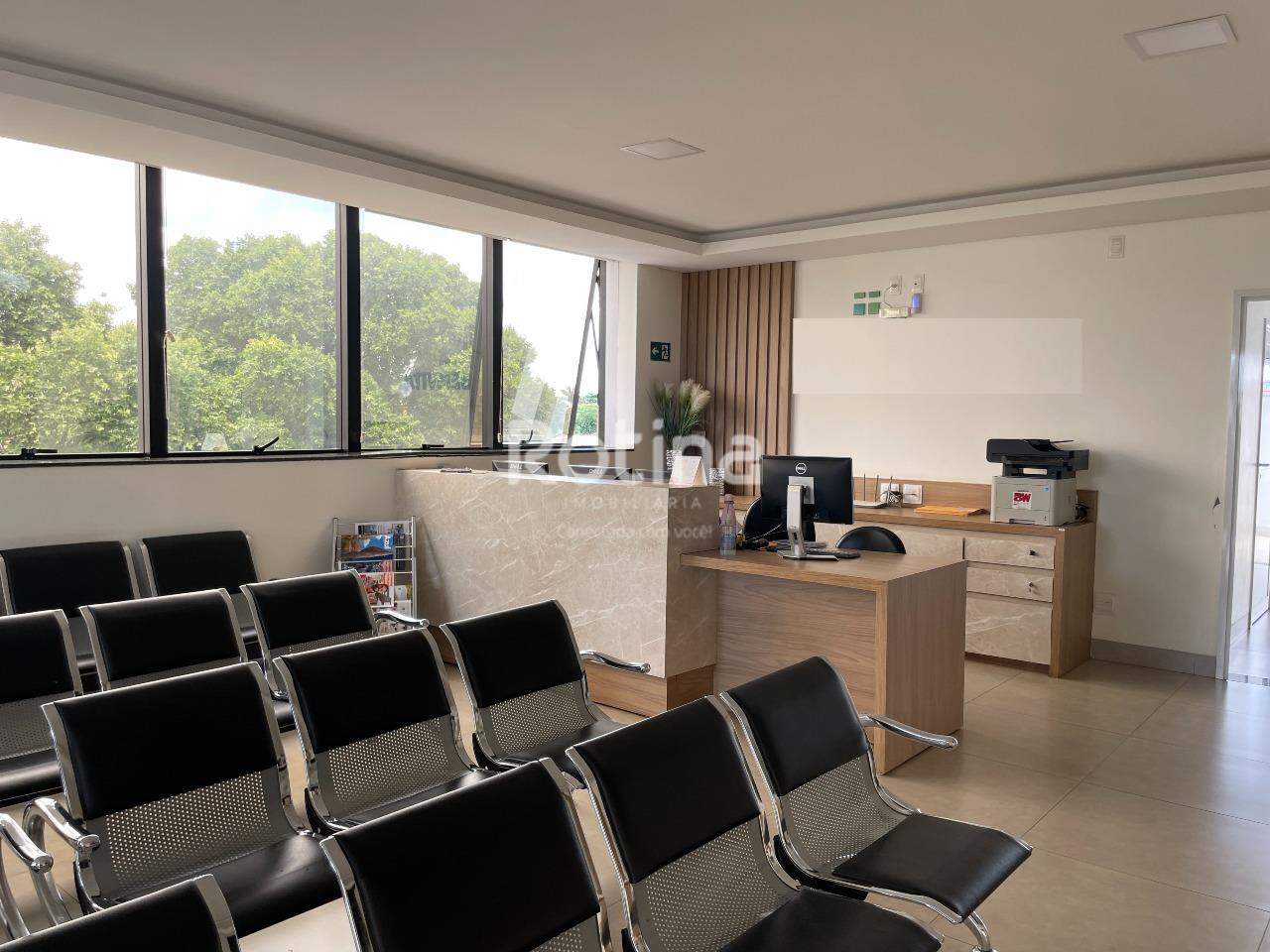 Sala para alugar, em Uberlândia no bairro Osvaldo Rezende no valor de R$ 20.000,00 - Rotina Imobiliária: 