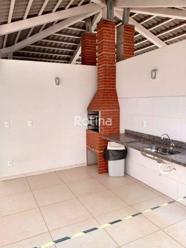 Apartamento para alugar, 2 quartos em Uberlândia no bairro Jardim Holanda no valor de R$ 1.300,00 - Rotina Imobiliária: 