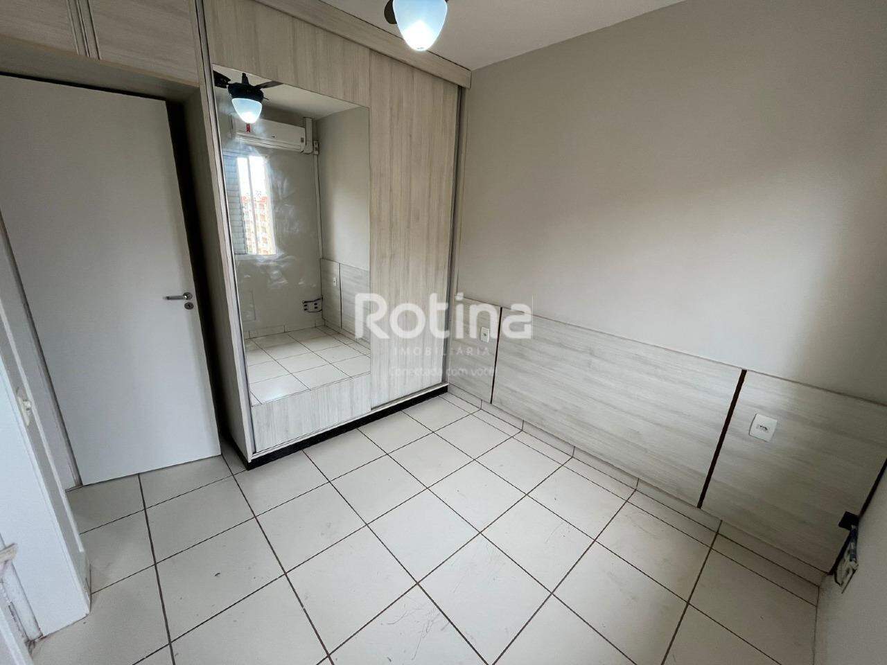 Apartamento para alugar, 3 quartos em Uberlândia no bairro Santa Mônica no valor de R$ 2.500,00 - Rotina Imobiliária: 