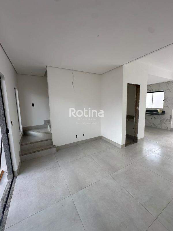 Casa à venda, 2 quartos em Uberlândia no bairro Novo Mundo no valor de R$ 560.000,00 - Rotina Imobiliária: 