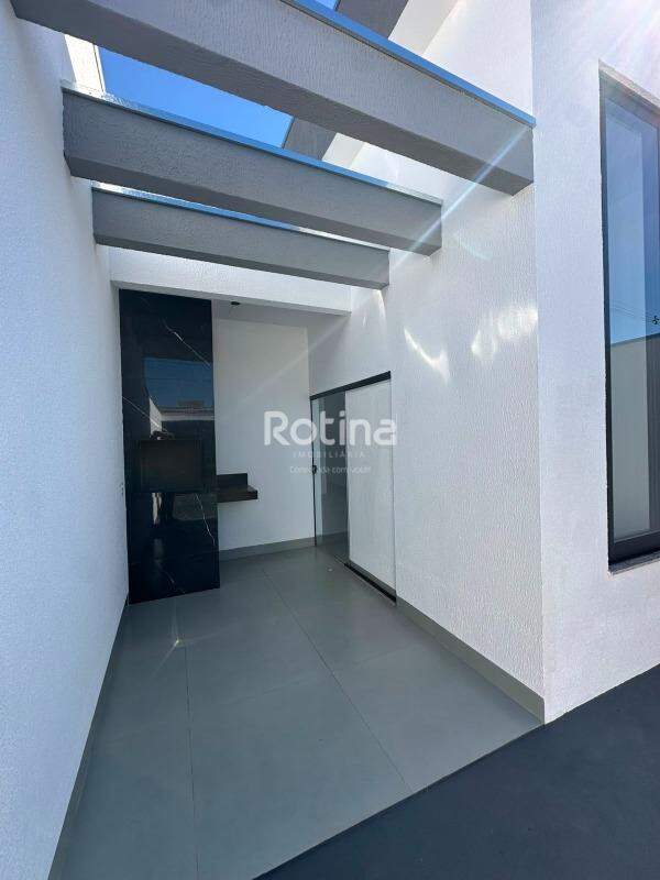 Casa à venda, 3 quartos em Uberlândia no bairro Novo Mundo no valor de R$ 470.000,00 - Rotina Imobiliária: 