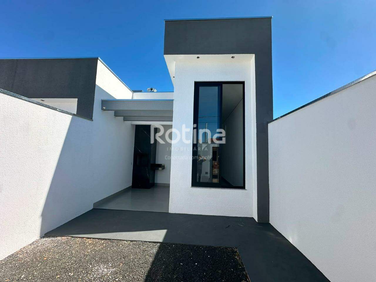 Casa à venda, 3 quartos em Uberlândia no bairro Novo Mundo no valor de R$ 470.000,00 - Rotina Imobiliária: 