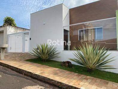 Comercial para alugar, em Uberlândia no bairro Cidade Jardim no valor de R$ 4.200,00 - Rotina Imobiliária: 