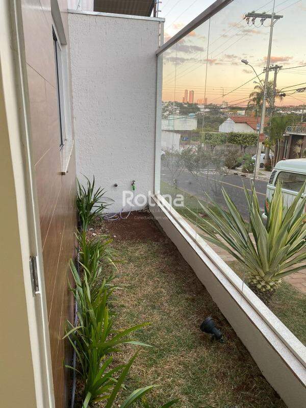 Comercial para alugar, em Uberlândia no bairro Cidade Jardim no valor de R$ 4.200,00 - Rotina Imobiliária: 