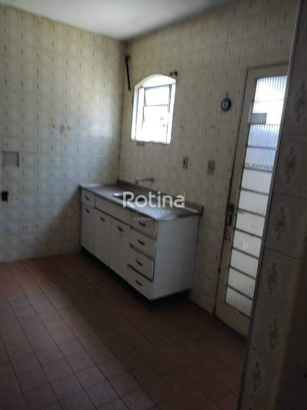 Colônia à venda, 2 quartos em Uberlândia no bairro Osvaldo Rezende no valor de R$ 430.000,00 - Rotina Imobiliária: 