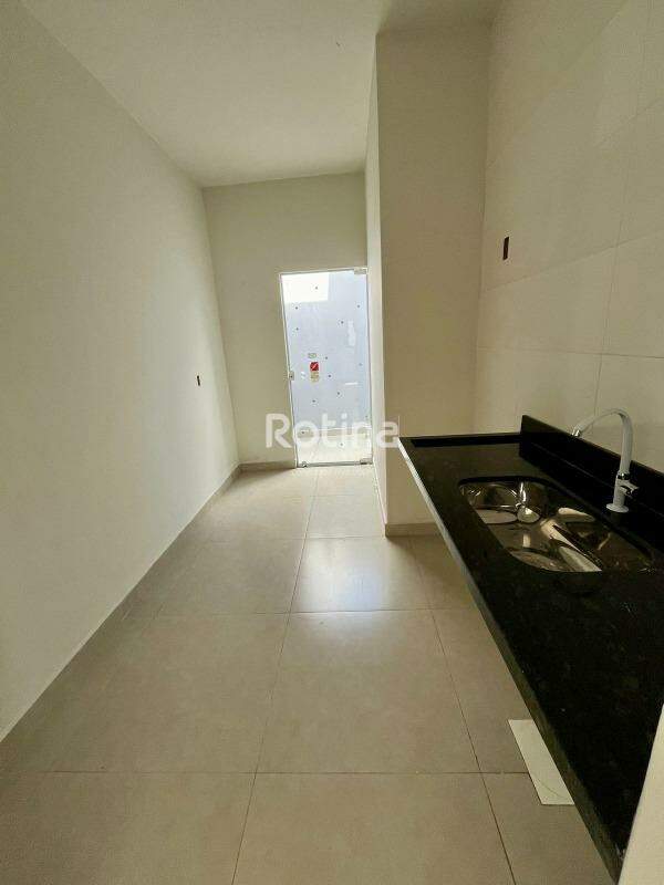 Casa à venda, em Uberlândia no bairro Aclimação no valor de R$ 320.000,00 - Rotina Imobiliária: 