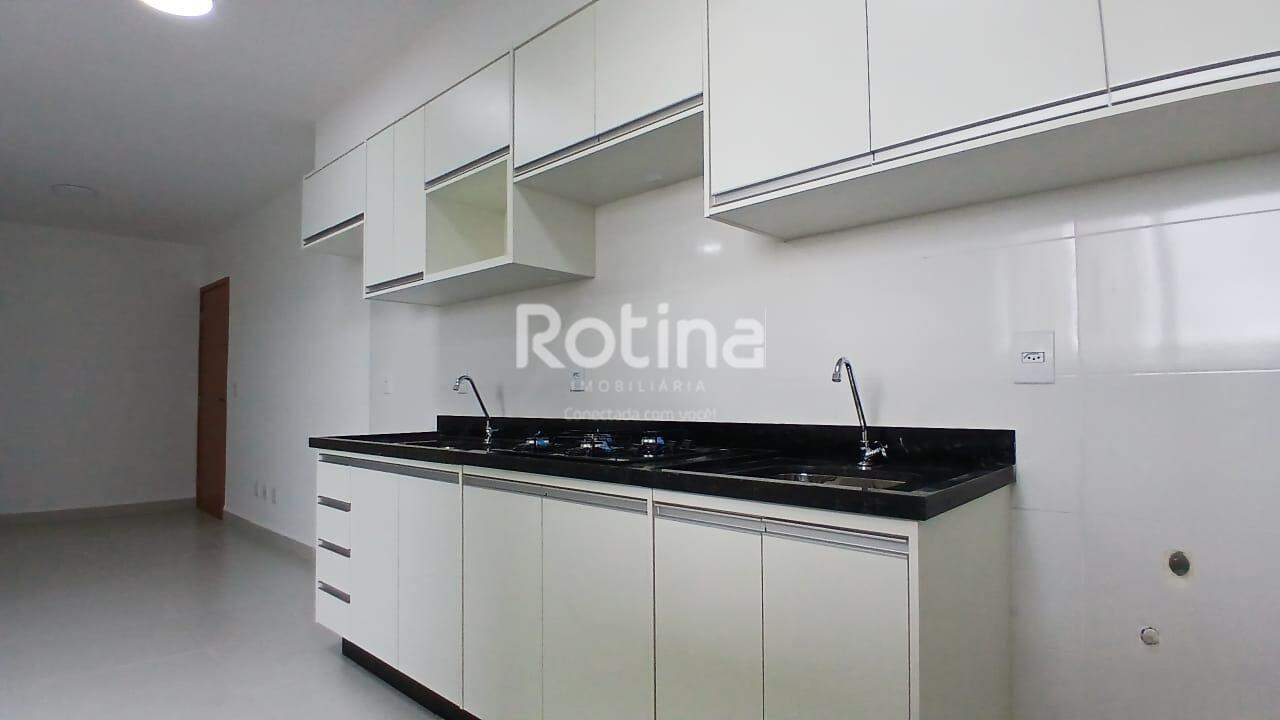 Apartamento à venda, 2 quartos em Uberlândia no bairro Segismundo Pereira no valor de R$ 400.000,00 - Rotina Imobiliária: 