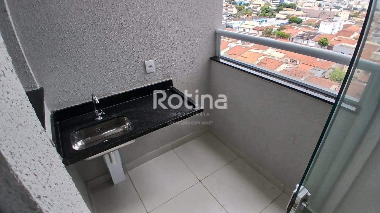 Apartamento à venda, 2 quartos em Uberlândia no bairro Segismundo Pereira no valor de R$ 400.000,00 - Rotina Imobiliária: 