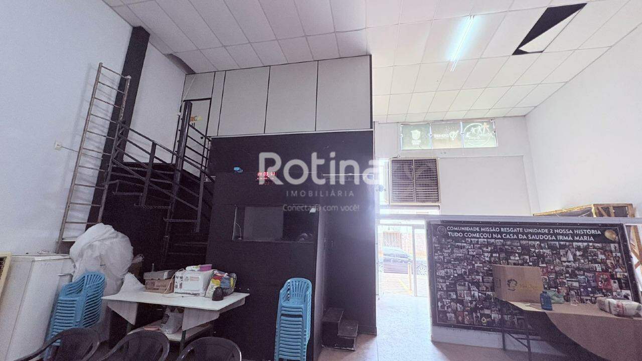 Galpão à venda, em Uberlândia no bairro Shopping Park no valor de R$ 900.000,00 - Rotina Imobiliária: 