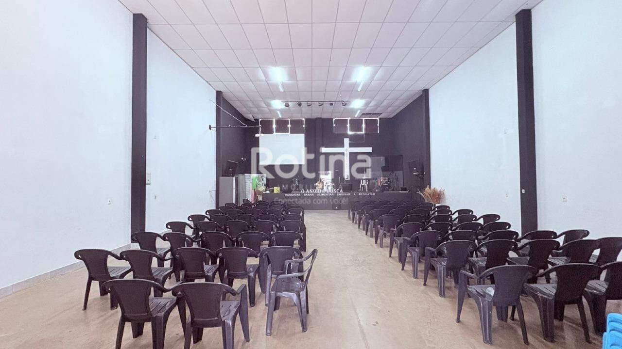 Galpão à venda, em Uberlândia no bairro Shopping Park no valor de R$ 900.000,00 - Rotina Imobiliária: 