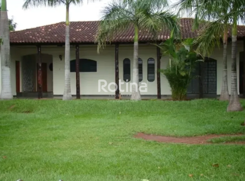 Casa à venda, 5 quartos em Uberlândia no bairro Cidade Jardim no valor de R$ 2.600.000,00 - Rotina Imobiliária: 