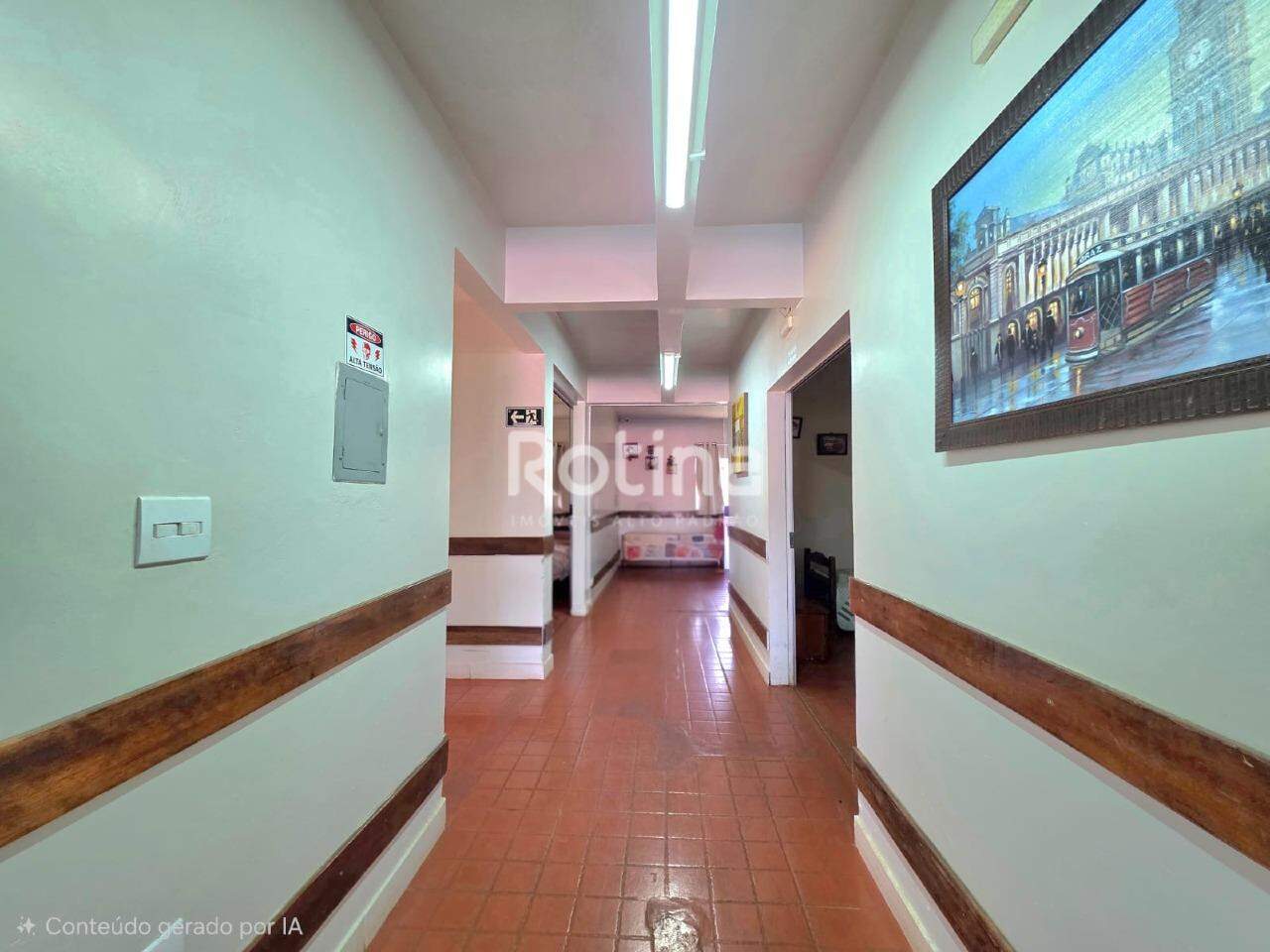 Chacara à venda, 5 quartos em Uberlândia no bairro Morada dos Pássaros no valor de R$ 2.500.000,00 - Rotina Imobiliária: 