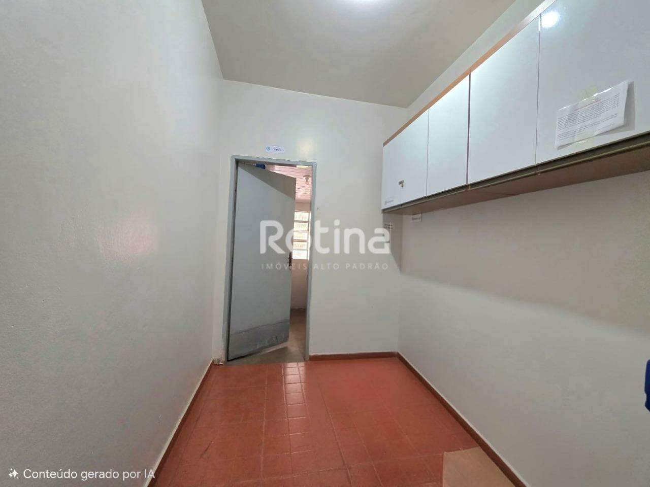 Chacara à venda, 5 quartos em Uberlândia no bairro Morada dos Pássaros no valor de R$ 2.500.000,00 - Rotina Imobiliária: 