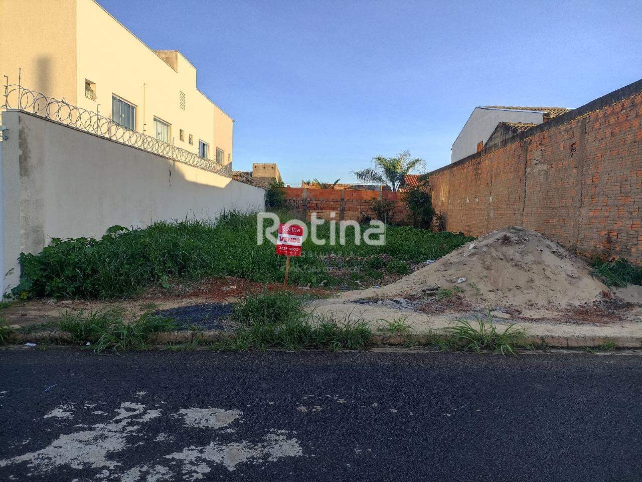 Terreno à venda, em Uberlândia no bairro Jardim Ipanema no valor de R$ 190.000,00 - Rotina Imobiliária: 