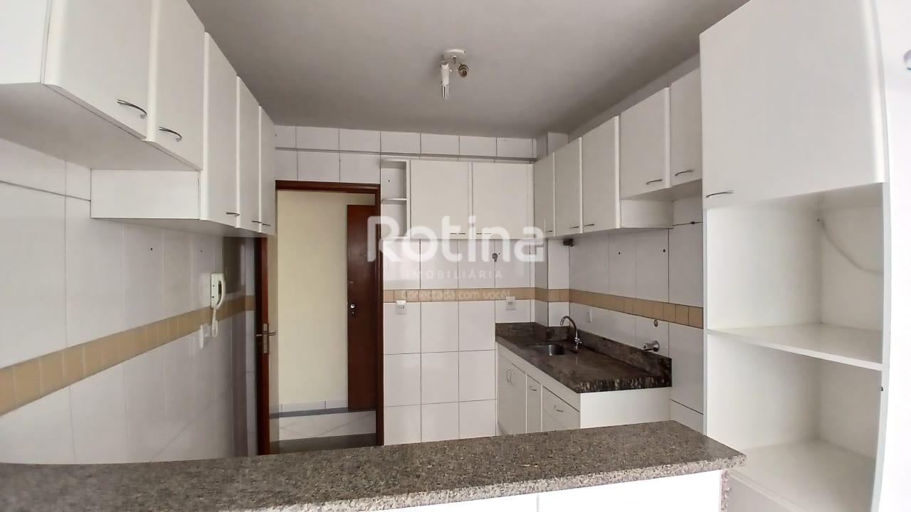 Apartamento para alugar, 3 quartos em Uberlândia no bairro Santa Maria no valor de R$ 2.200,00 - Rotina Imobiliária: 