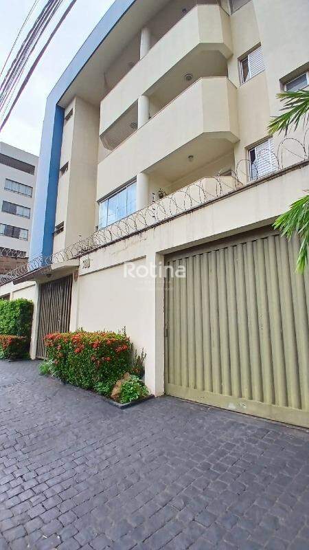 Apartamento para alugar, 3 quartos em Uberlândia no bairro Santa Maria no valor de R$ 2.600,00 - Rotina Imobiliária: 