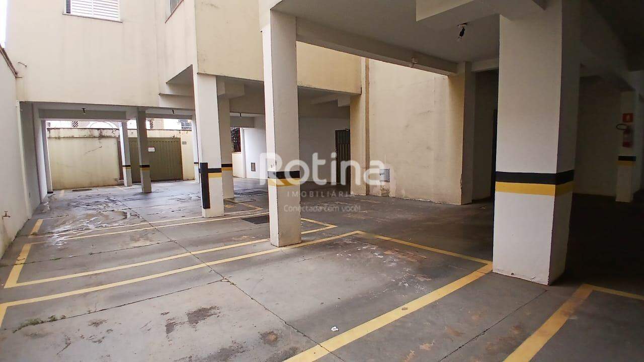 Apartamento para alugar, 3 quartos em Uberlândia no bairro Santa Maria no valor de R$ 2.600,00 - Rotina Imobiliária: 