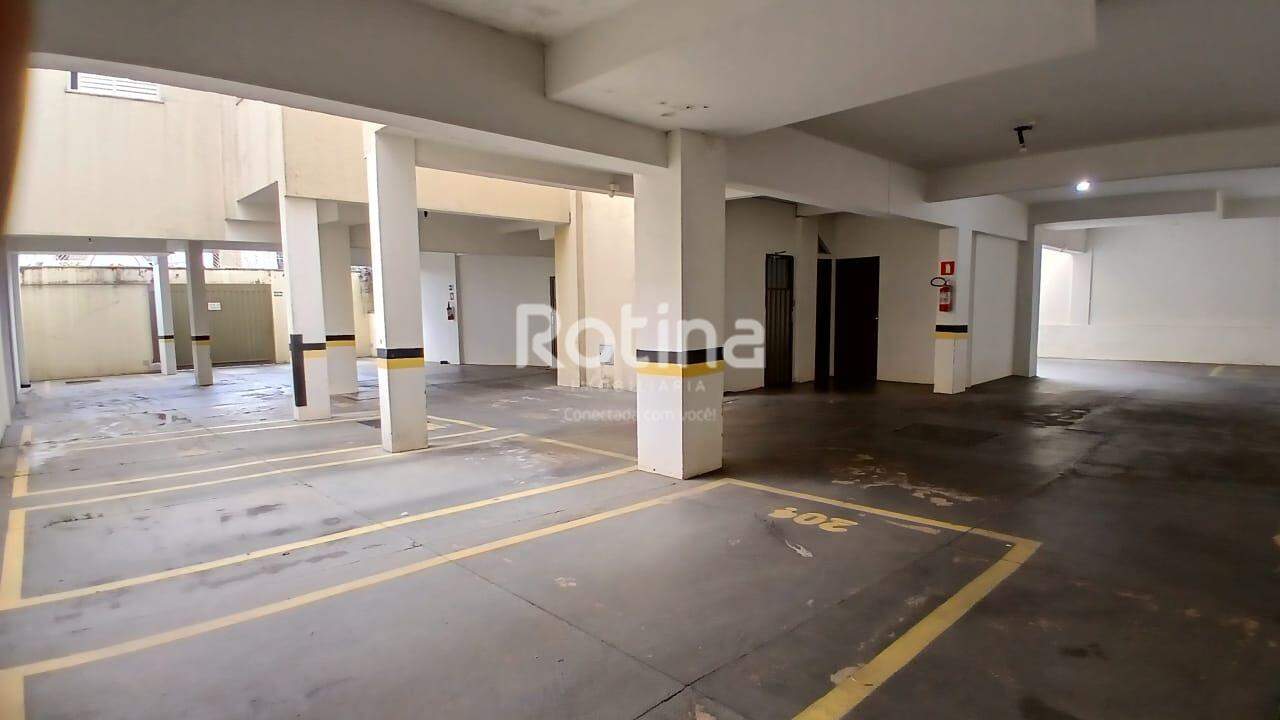 Apartamento para alugar, 3 quartos em Uberlândia no bairro Santa Maria no valor de R$ 2.600,00 - Rotina Imobiliária: 