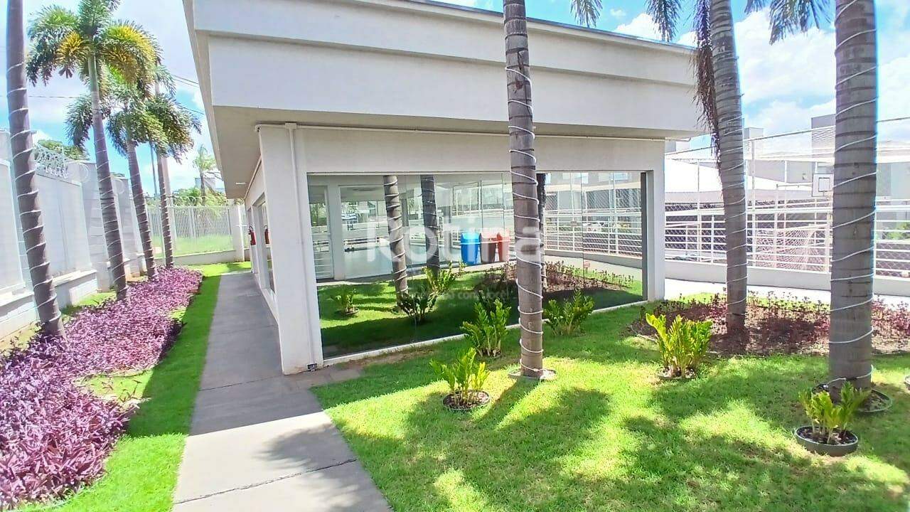 Casa Condomínio Fechado para alugar, 4 quartos em Uberlândia no bairro Cond. Casas Alto Paradiso no valor de R$ 6.000,00 - Rotina Imobiliária: 