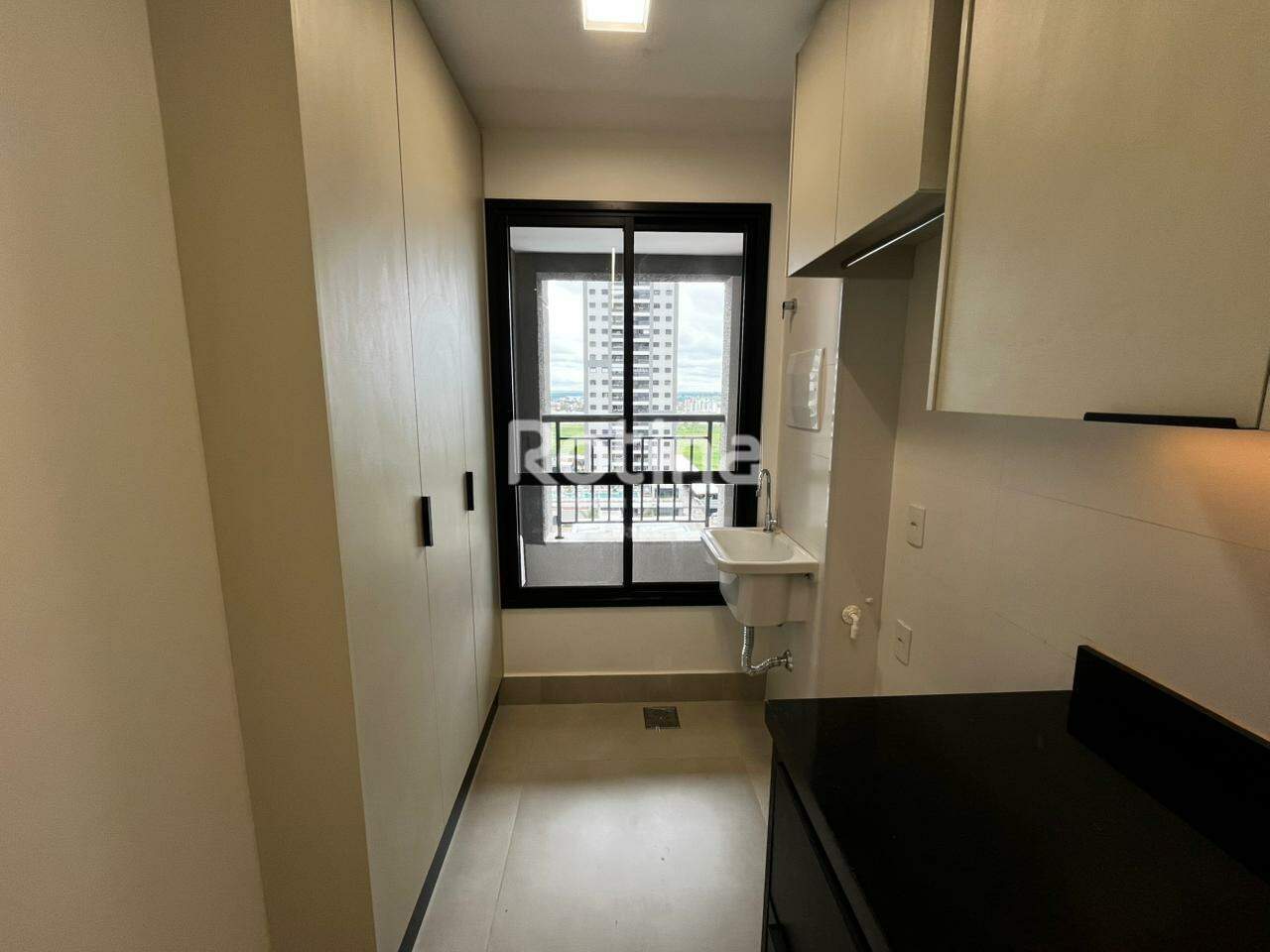 Apartamento para alugar, 3 quartos em Uberlândia no bairro Jardim Sul no valor de R$ 6.000,00 - Rotina Imobiliária: 