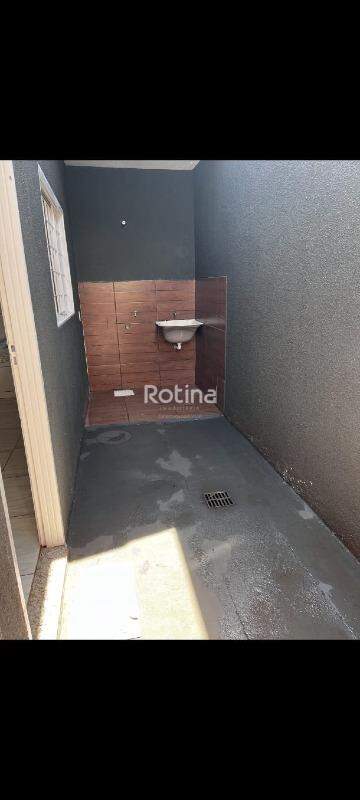 Casa para alugar, 2 quartos em Uberlândia no bairro Shopping Park no valor de R$ 1.400,00 - Rotina Imobiliária: 