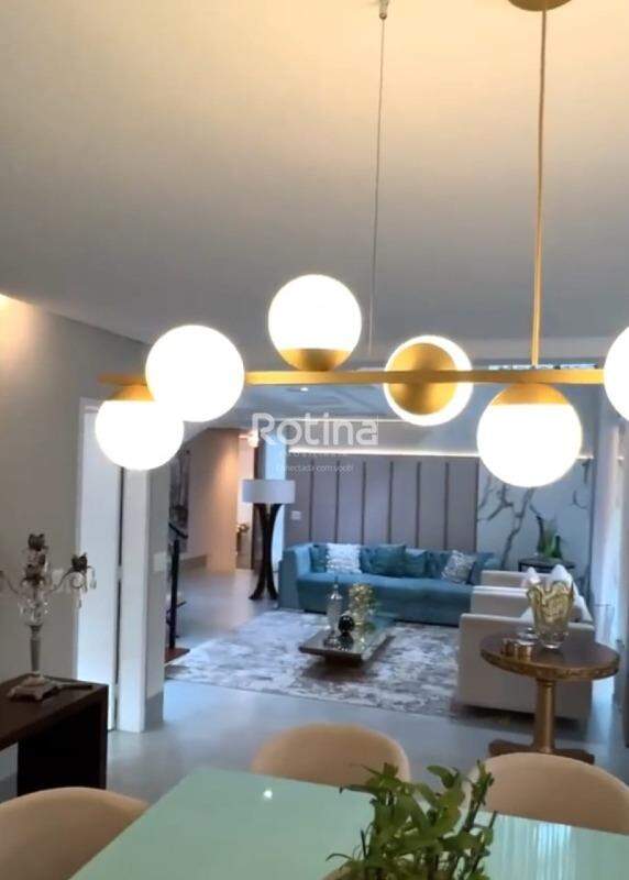 Casa Condomínio Fechado para alugar, 4 quartos em Uberlândia no bairro Morada da Colina no valor de R$ 15.000,00 - Rotina Imobiliária: 